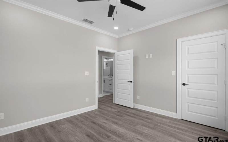 536 W 32nd St, Tyler, TX 75702, 3 Bedrooms Bedrooms, ,2 BathroomsBathrooms,Residential,For Sale,536 W 32nd St,0,26000603