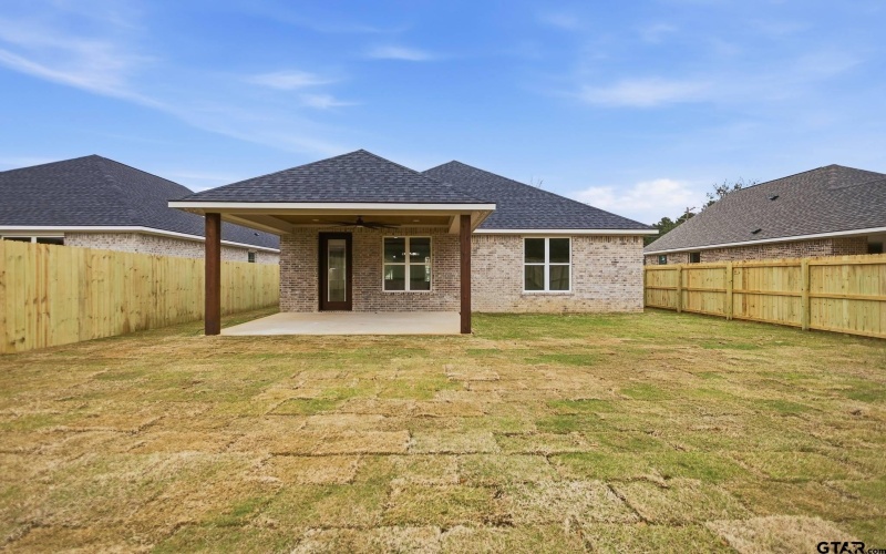 536 W 32nd St, Tyler, TX 75702, 3 Bedrooms Bedrooms, ,2 BathroomsBathrooms,Residential,For Sale,536 W 32nd St,0,26000603