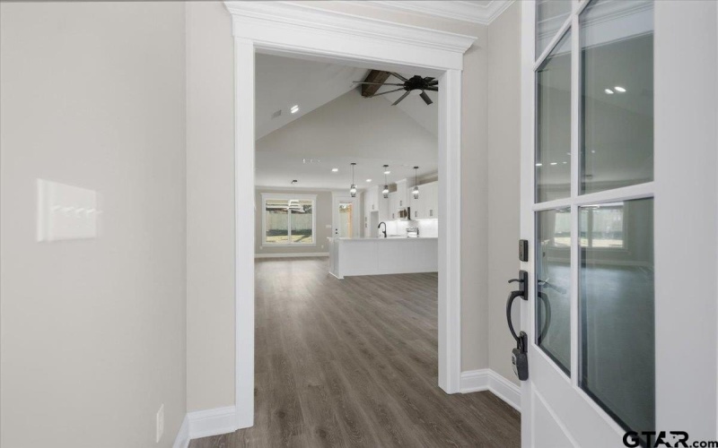 536 W 32nd St, Tyler, TX 75702, 3 Bedrooms Bedrooms, ,2 BathroomsBathrooms,Residential,For Sale,536 W 32nd St,0,26000603