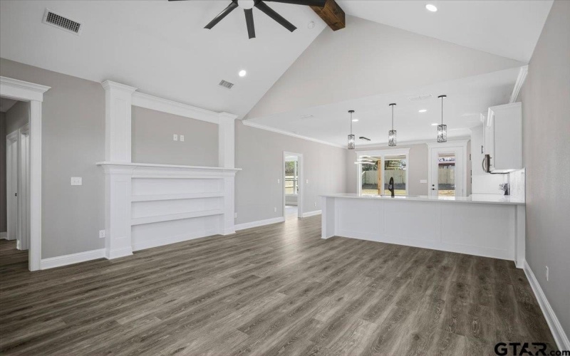 536 W 32nd St, Tyler, TX 75702, 3 Bedrooms Bedrooms, ,2 BathroomsBathrooms,Residential,For Sale,536 W 32nd St,0,26000603