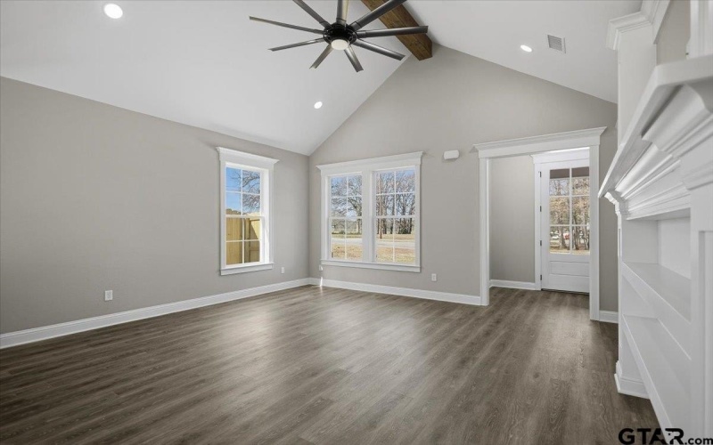 536 W 32nd St, Tyler, TX 75702, 3 Bedrooms Bedrooms, ,2 BathroomsBathrooms,Residential,For Sale,536 W 32nd St,0,26000603