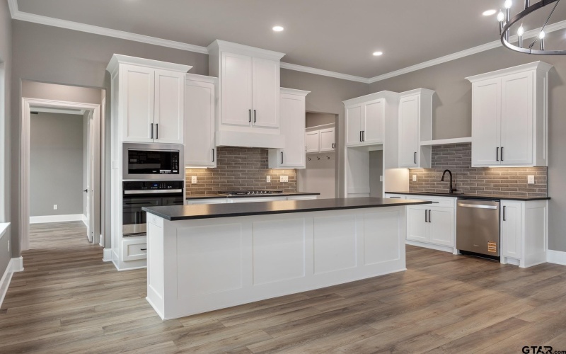 323 Mac Circle, Bullard, TX 75757, 3 Bedrooms Bedrooms, ,3 BathroomsBathrooms,Residential,For Sale,323 Mac Circle,0,26000622