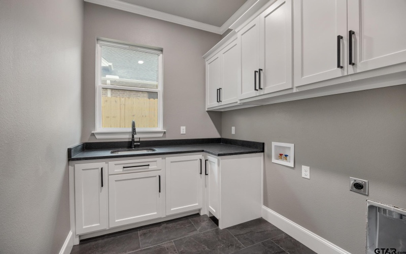 323 Mac Circle, Bullard, TX 75757, 3 Bedrooms Bedrooms, ,3 BathroomsBathrooms,Residential,For Sale,323 Mac Circle,0,26000622