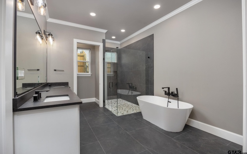 323 Mac Circle, Bullard, TX 75757, 3 Bedrooms Bedrooms, ,3 BathroomsBathrooms,Residential,For Sale,323 Mac Circle,0,26000622