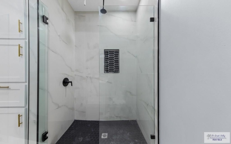 2108 BLUE SKY DR, WESLACO, TX 78596, 3 Bedrooms Bedrooms, ,2 BathroomsBathrooms,Residential,For Sale,2108 BLUE SKY DR,0,29771244