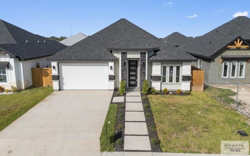 2108 BLUE SKY DR, WESLACO, TX 78596, 3 Bedrooms Bedrooms, ,2 BathroomsBathrooms,Residential,For Sale,2108 BLUE SKY DR,0,29771244