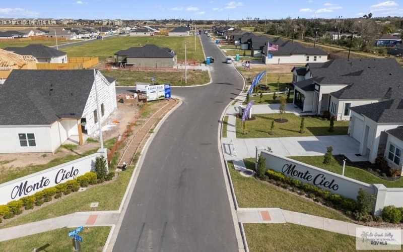 2108 BLUE SKY DR, WESLACO, TX 78596, 3 Bedrooms Bedrooms, ,2 BathroomsBathrooms,Residential,For Sale,2108 BLUE SKY DR,0,29771244