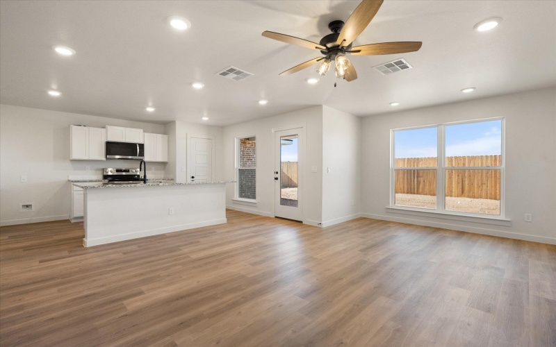 13810 Flint Avenue, Lubbock, TX 79423, 3 Bedrooms Bedrooms, ,2 BathroomsBathrooms,Residential,For Sale,13810 Flint Avenue,0,202600575