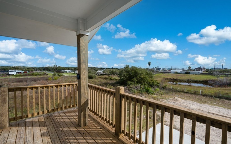 1719 S Verne, ROCKPORT, TX 78382, 4 Bedrooms Bedrooms, ,5 BathroomsBathrooms,Residential,For Sale,1719 S Verne,0,150339