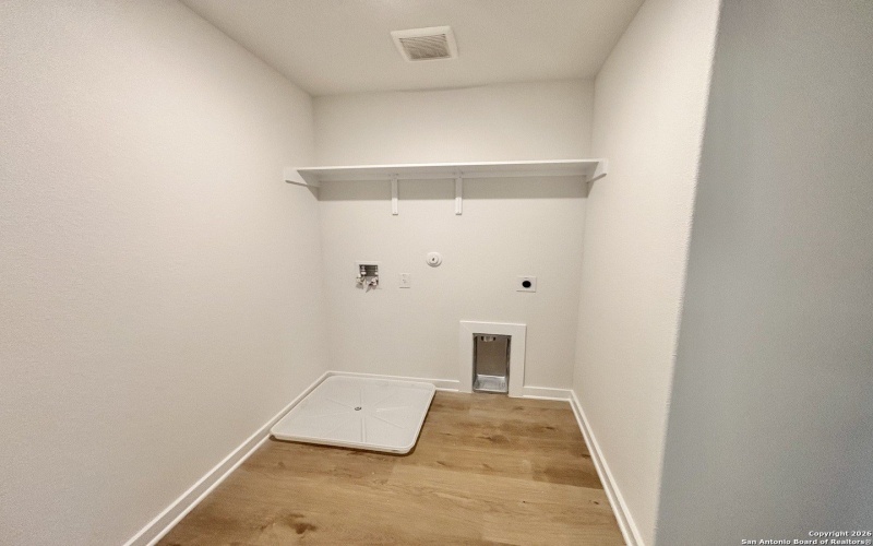 516 Salamander St, San Marcos, TX 78666, 4 Bedrooms Bedrooms, ,3 BathroomsBathrooms,Residential,For Sale,516 Salamander St,0,1932380