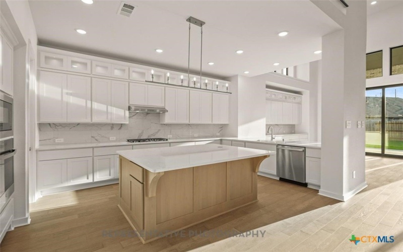 4416 Wendell Way, Schertz, TX 78108, 5 Bedrooms Bedrooms, ,5 BathroomsBathrooms,Residential,For Sale,4416 Wendell Way,0,601673