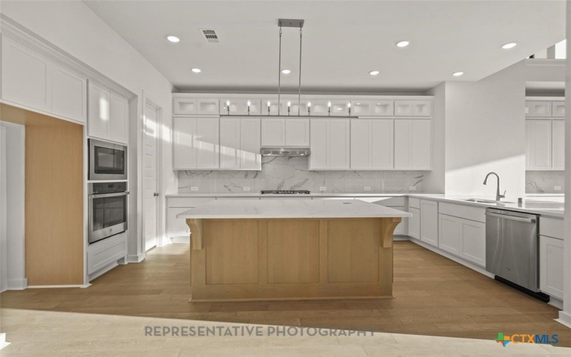 4416 Wendell Way, Schertz, TX 78108, 5 Bedrooms Bedrooms, ,5 BathroomsBathrooms,Residential,For Sale,4416 Wendell Way,0,601673