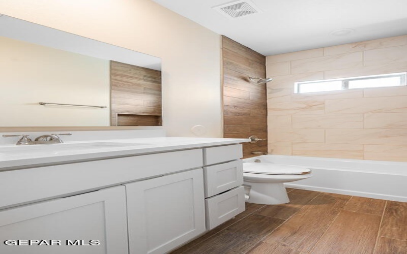 638 DAVI'S GREENWOOD COURT, El Paso, TX 79938, 4 Habitaciones Habitaciones , ,3 BañosBaños,Residential,En Venta,638 DAVI'S GREENWOOD COURT,0,921897