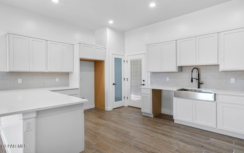 421 Deserts Drive, Socorro, TX 79927, 4 Habitaciones Habitaciones , ,2 BañosBaños,Residential,En Venta,421 Deserts Drive,0,936435