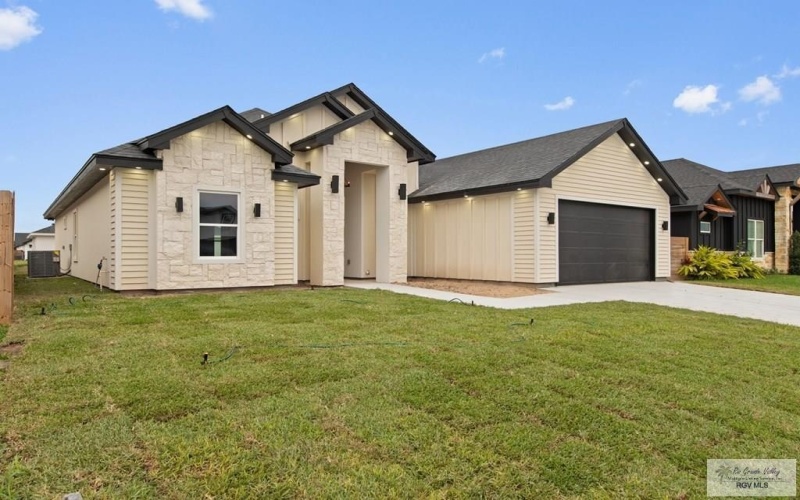 715 BEANKA DR, LA FERIA, TX 78559, 4 Bedrooms Bedrooms, ,3 BathroomsBathrooms,Residential,For Sale,715 BEANKA DR,0,29771261