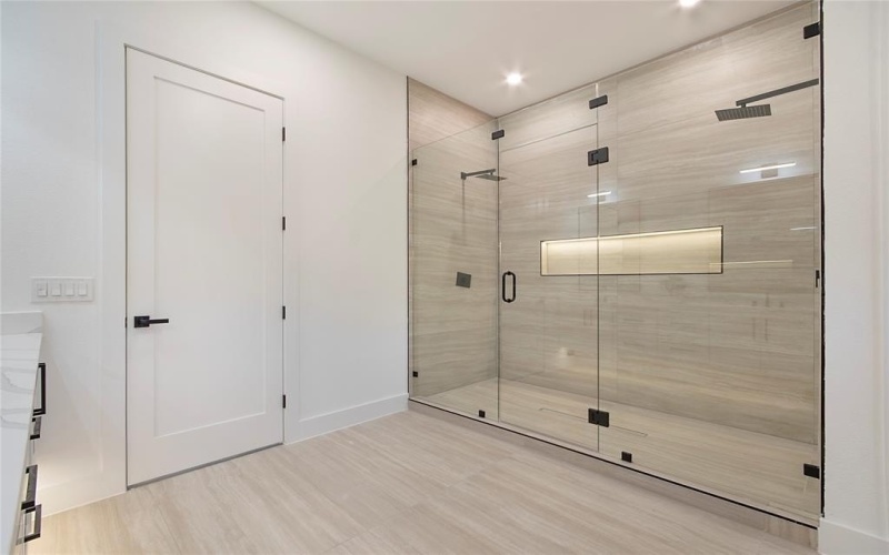 2003 Hearne Avenue, Dallas, TX 75212, 4 Bedrooms Bedrooms, ,5 BathroomsBathrooms,Residential,For Sale,2003 Hearne Avenue,0,21100738