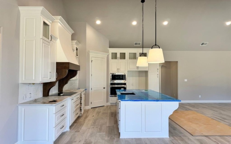 1065 Arbor Vista Drive, Azle, TX 76020, 4 Habitaciones Habitaciones , ,3 BañosBaños,Residential,En Venta,1065 Arbor Vista Drive,0,21143268