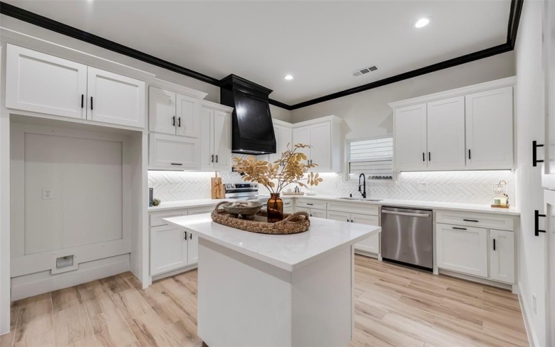 130 Pierson Crossing, East Tawakoni, TX 75472, 3 Bedrooms Bedrooms, ,2 BathroomsBathrooms,Residential,For Sale,130 Pierson Crossing,0,21147778