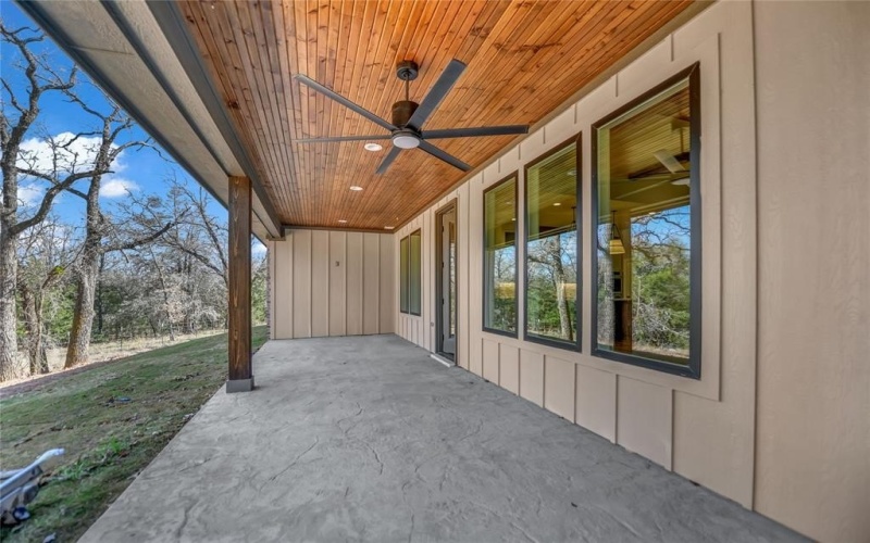 1064 Arbor Vista Drive, Azle, TX 76020, 4 Habitaciones Habitaciones , ,2 BañosBaños,Residential,En Venta,1064 Arbor Vista Drive,0,21148117