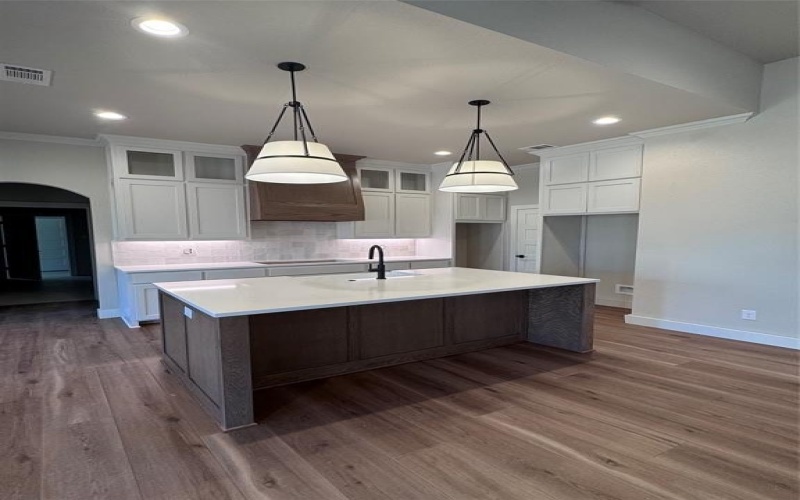 1064 Arbor Vista Drive, Azle, TX 76020, 4 Bedrooms Bedrooms, ,2 BathroomsBathrooms,Residential,For Sale,1064 Arbor Vista Drive,0,21148117