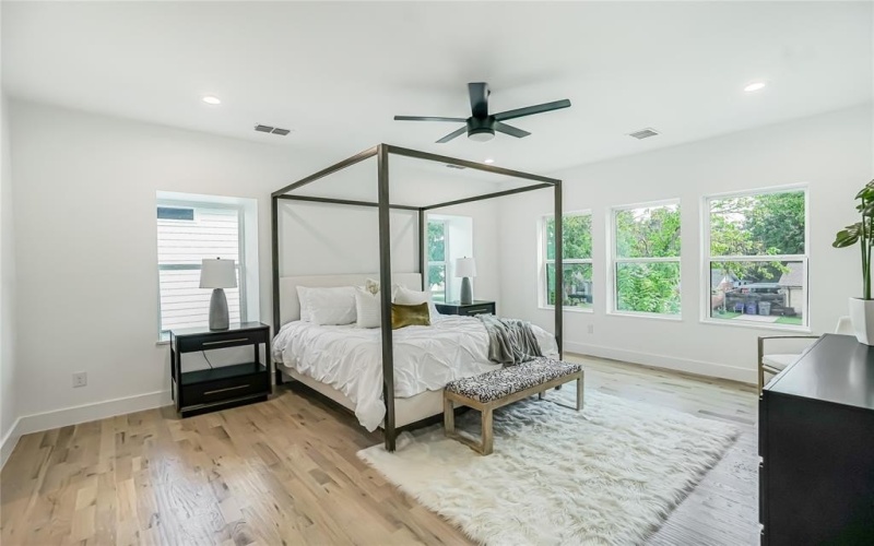 3631 Espanola Drive, Dallas, TX 75220, 4 Habitaciones Habitaciones , ,3 BañosBaños,Residential,En Venta,3631 Espanola Drive,0,21148327