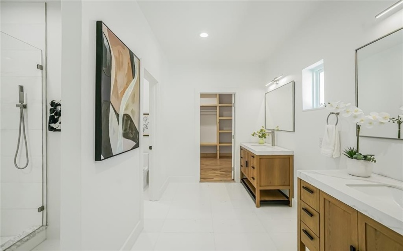 3631 Espanola Drive, Dallas, TX 75220, 4 Habitaciones Habitaciones , ,3 BañosBaños,Residential,En Venta,3631 Espanola Drive,0,21148327