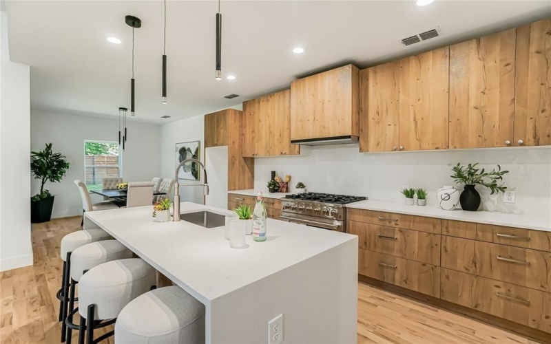 3631 Espanola Drive, Dallas, TX 75220, 4 Habitaciones Habitaciones , ,3 BañosBaños,Residential,En Venta,3631 Espanola Drive,0,21148327