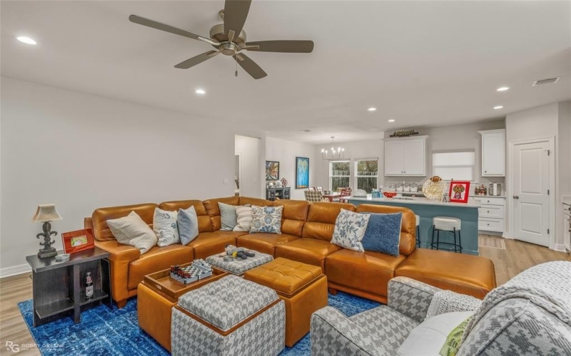 323 Mousse Ruelle, Shreveport, LA 71106, 3 Habitaciones Habitaciones , ,2 BañosBaños,Residential,En Venta,323 Mousse Ruelle,0,21149032