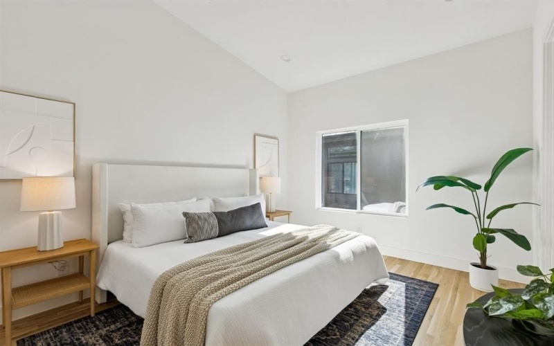 2142 Lovedale Avenue #104, Dallas, TX 75235, 2 Habitaciones Habitaciones , ,2 BañosBaños,Residential,En Venta,2142 Lovedale Avenue,0,21152252