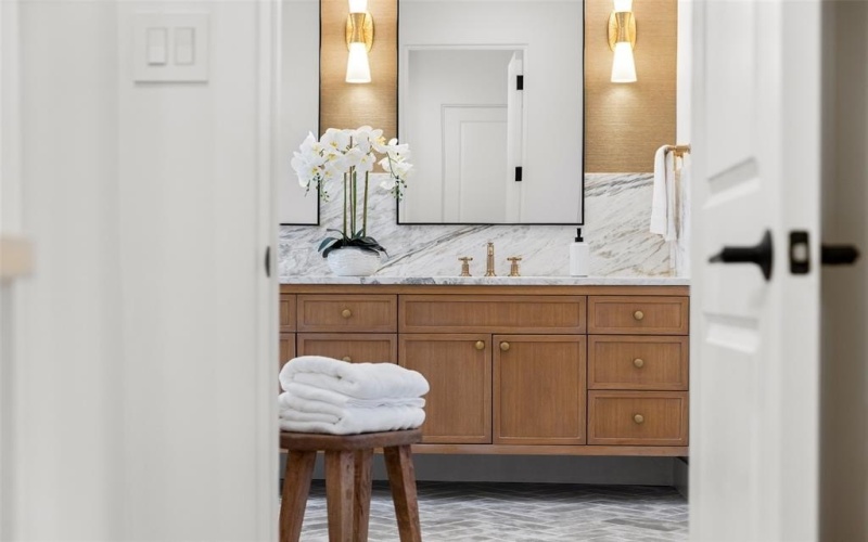 8730 Rexford Drive, Dallas, TX 75209, 5 Habitaciones Habitaciones , ,6 BañosBaños,Residential,En Venta,8730 Rexford Drive,0,21152307