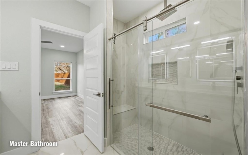 2417 Felton Court, Dallas, TX 75215, 4 Habitaciones Habitaciones , ,3 BañosBaños,Residential,En Venta,2417 Felton Court,0,21152314