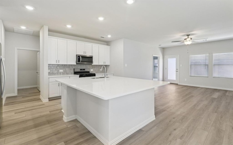 804 Leavenworth Drive, Princeton, TX 75071, 3 Habitaciones Habitaciones , ,2 BañosBaños,Residential,En Venta,804 Leavenworth Drive,0,21152360