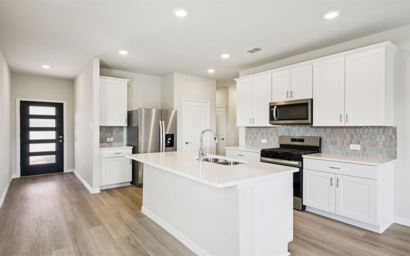 808 Leavenworth Drive, Princeton, TX 75071, 4 Habitaciones Habitaciones , ,2 BañosBaños,Residential,En Venta,808 Leavenworth Drive,0,21152373