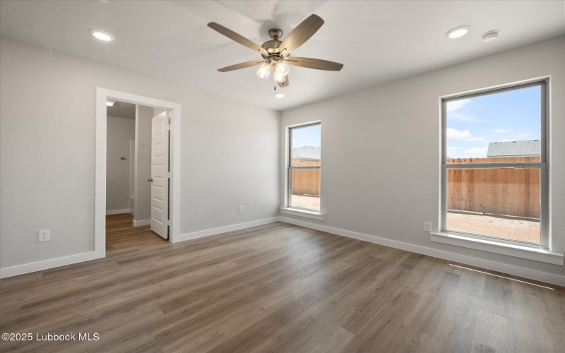 2307 134th Street, Lubbock, TX 79423, 4 Habitaciones Habitaciones , ,2 BañosBaños,Residential,En Venta,2307 134th Street,202554166