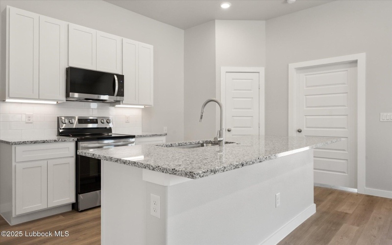 2307 134th Street, Lubbock, TX 79423, 4 Habitaciones Habitaciones , ,2 BañosBaños,Residential,En Venta,2307 134th Street,202554166