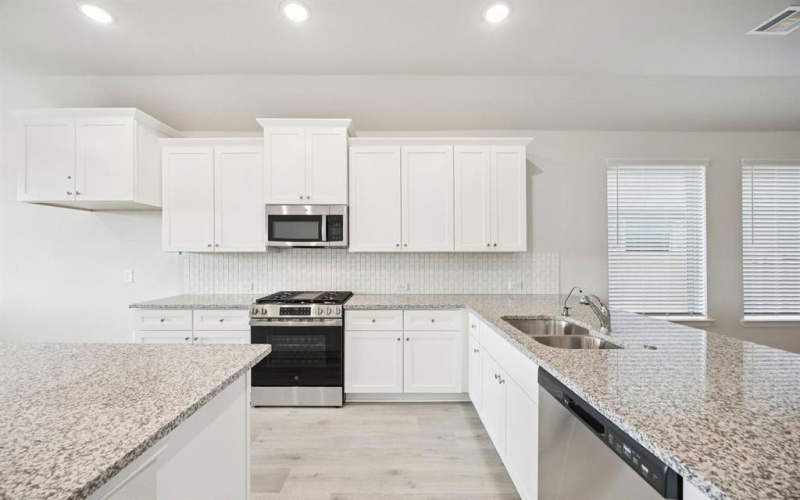 3701 Talisker Boulevard, Sherman, TX 75090, 4 Bedrooms Bedrooms, ,2 BathroomsBathrooms,Residential,For Sale,3701 Talisker Boulevard,0,21152485