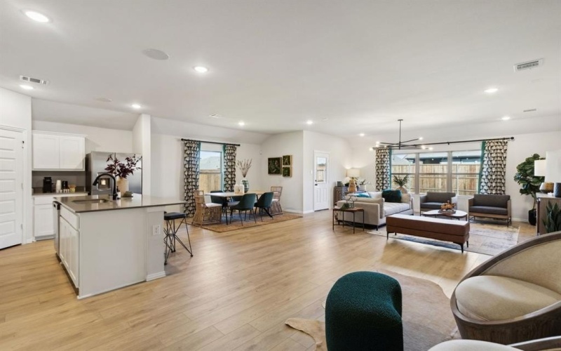 552 Stone Hollow Drive, Van Alstyne, TX 75495, 4 Bedrooms Bedrooms, ,2 BathroomsBathrooms,Residential,For Sale,552 Stone Hollow Drive,0,21152616