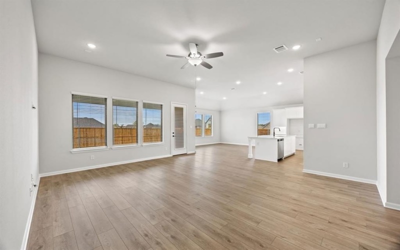 1507 Red Clover Avenue, Van Alstyne, TX 75495, 4 Habitaciones Habitaciones , ,3 BañosBaños,Residential,En Venta,1507 Red Clover Avenue,0,21152670