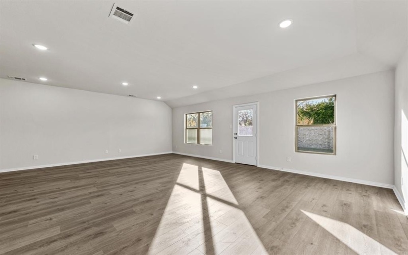 555 Forest Haven Drive, Van Alstyne, TX 75495, 5 Bedrooms Bedrooms, ,3 BathroomsBathrooms,Residential,For Sale,555 Forest Haven Drive,0,21152905