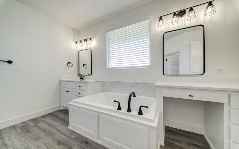 7522 56th Street, Lubbock, TX 79407, 4 Habitaciones Habitaciones , ,3 BañosBaños,Residential,En Venta,7522 56th Street,0,202553110