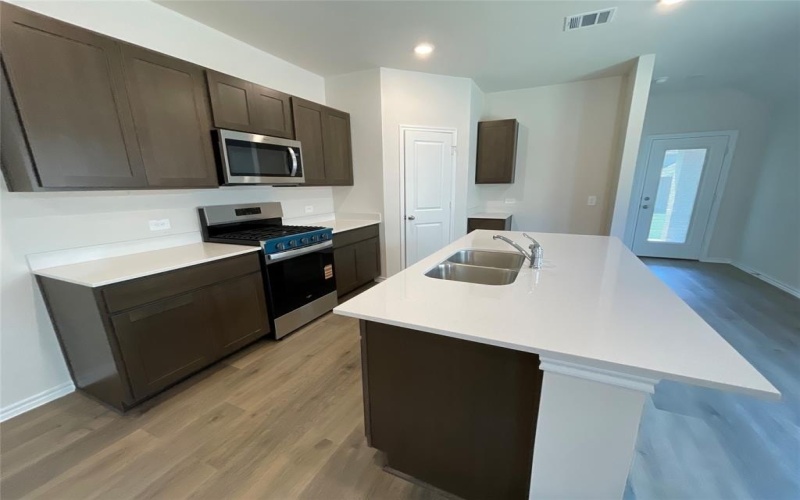 658 Walkabout Place, Lavon, TX 75166, 3 Bedrooms Bedrooms, ,2 BathroomsBathrooms,Residential,For Sale,658 Walkabout Place,0,21152990