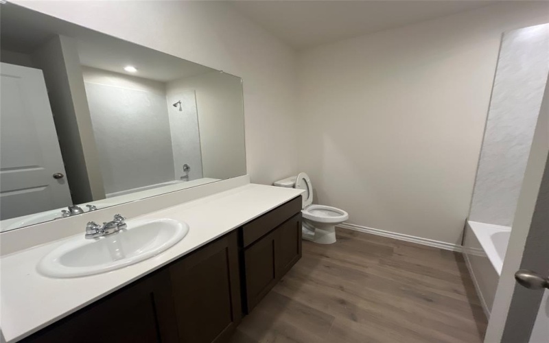 659 Walkabout Place, Lavon, TX 75166, 4 Bedrooms Bedrooms, ,2 BathroomsBathrooms,Residential,For Sale,659 Walkabout Place,0,21152999