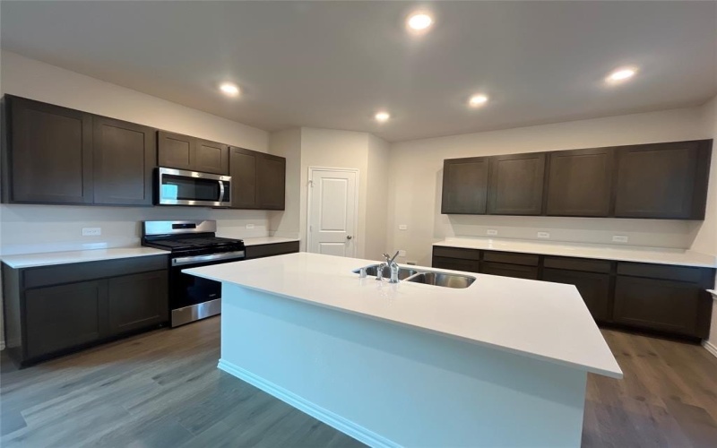 659 Walkabout Place, Lavon, TX 75166, 4 Bedrooms Bedrooms, ,2 BathroomsBathrooms,Residential,For Sale,659 Walkabout Place,0,21152999