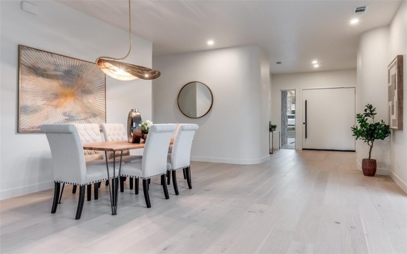 3821 Beechwood Lane, Dallas, TX 75220, 5 Habitaciones Habitaciones , ,6 BañosBaños,Residential,En Venta,3821 Beechwood Lane,0,21153004