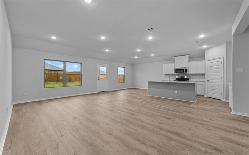 607 Forest Haven Drive, Van Alstyne, TX 75495, 4 Bedrooms Bedrooms, ,3 BathroomsBathrooms,Residential,For Sale,607 Forest Haven Drive,0,21153056