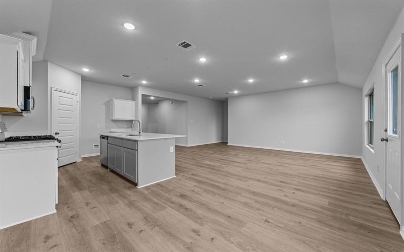 607 Forest Haven Drive, Van Alstyne, TX 75495, 4 Bedrooms Bedrooms, ,3 BathroomsBathrooms,Residential,For Sale,607 Forest Haven Drive,0,21153056