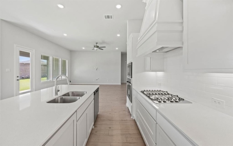 718 Tinsley Meadows Drive, Van Alstyne, TX 75495, 4 Bedrooms Bedrooms, ,2 BathroomsBathrooms,Residential,For Sale,718 Tinsley Meadows Drive,0,21153068