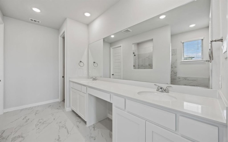 718 Tinsley Meadows Drive, Van Alstyne, TX 75495, 4 Bedrooms Bedrooms, ,2 BathroomsBathrooms,Residential,For Sale,718 Tinsley Meadows Drive,0,21153068