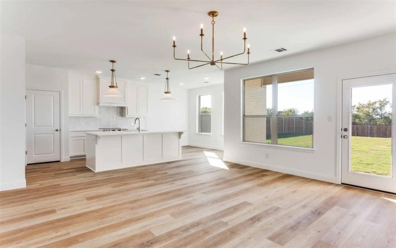 2716 Glasgow Way, Denton, TX 76207, 3 Bedrooms Bedrooms, ,2 BathroomsBathrooms,Residential,For Sale,2716 Glasgow Way,0,21153209