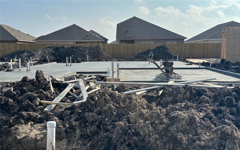 1353 Connie Scott Drive, Corpus Christi, TX 78415, 4 Bedrooms Bedrooms, ,3 BathroomsBathrooms,Residential,For Sale,1353 Connie Scott Drive,0,469997